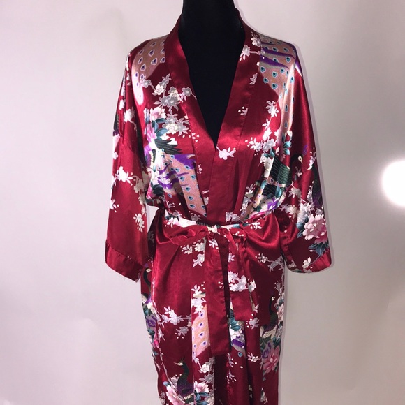 Oriental Village silk Other - Oriental style robe with belt
